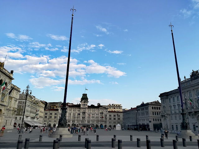 TRIESTE-PIAZZA-UNITA