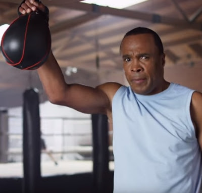 SKECHERS mit Sugar Ray Leonard