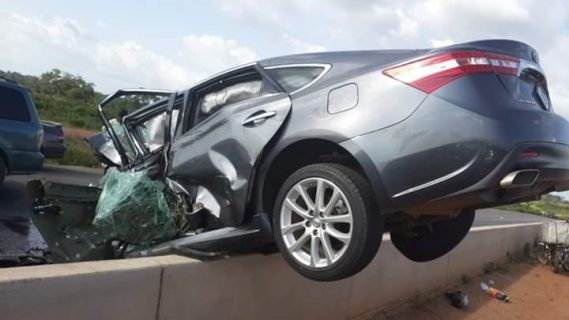 Ghastly Car Accident Along Abuja-Kaduna (Photos)