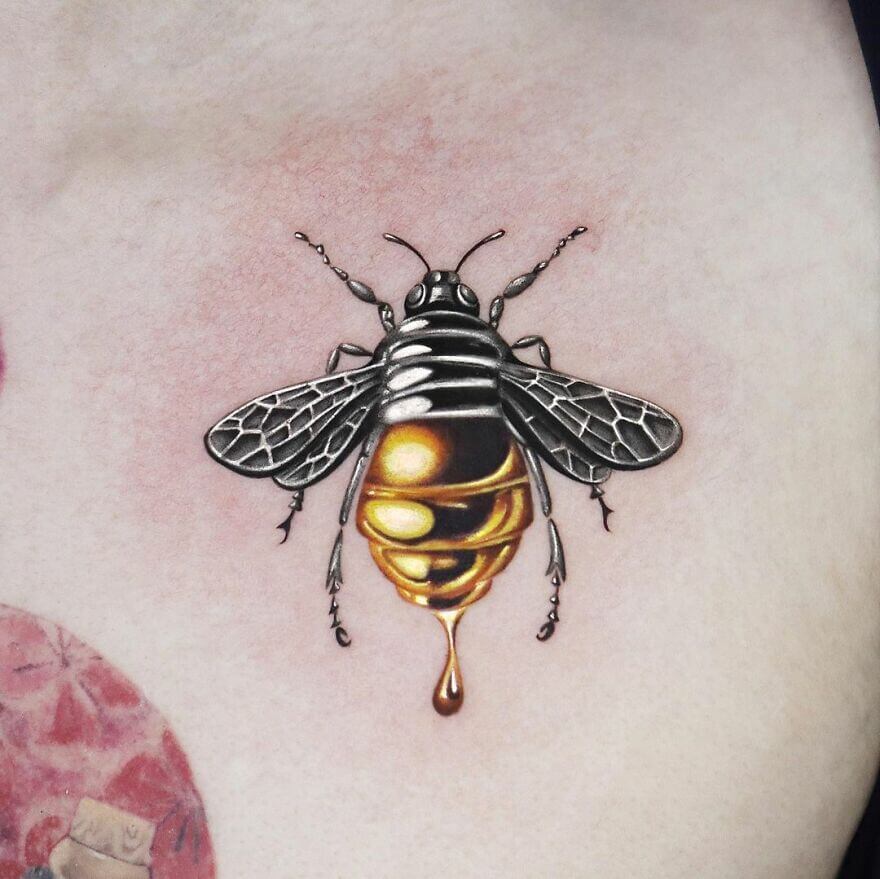 06-Honey-bee-Golden-Tattoo-Jooa-www-designstack-co