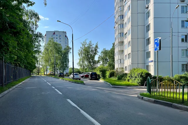 улица Головачёва, микрорайон Военный городок