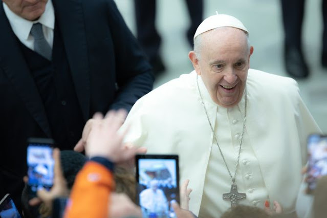 Vatican công bố suy tư mục vụ về sự tham gia của người Kitô hữu vào các mạng xã hội