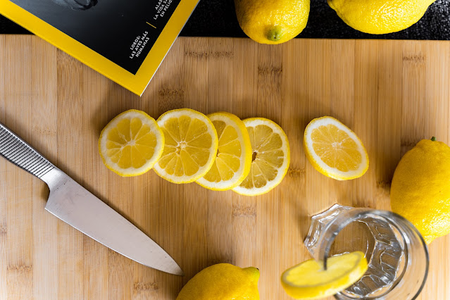 Can I drink lemon water to lose belly fat?