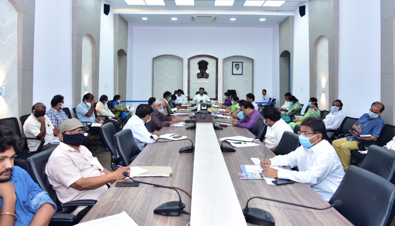 చిత్రం