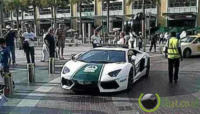 Inilah Mobil Keren Polisi Dubai  Free Download