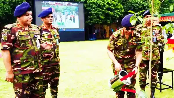 ‘বৃক্ষরোপণ অভিযান ২০২৪’-এর উদ্বোধন করলেন সেনাপ্রধান