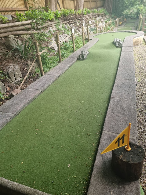 Cheddar Crazy Golf. Photo by Simon Brown, May 2022