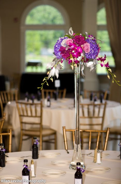 The picture to the left is the third centerpiece style which is designed as 