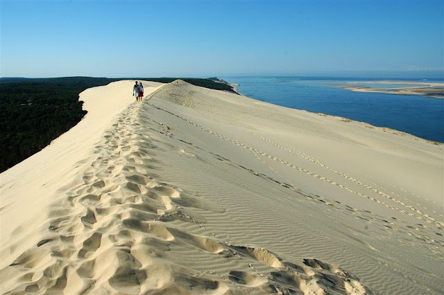 Europe Deserts, The Great Dune of Pyla length, The Great Dune of Pyla Images, The Great Dune of Pyla Euope photos, Europe most popular places, 