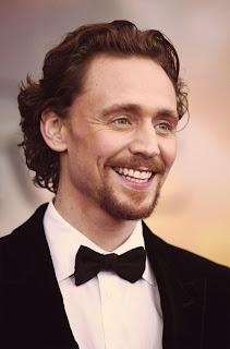 Tom Hiddleston Beard Styles 02