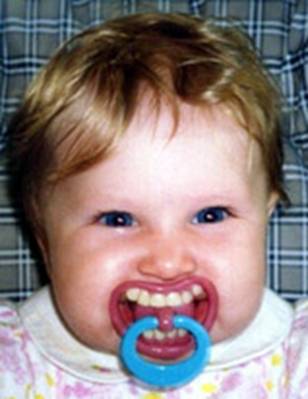 funny images of babies. Funny Babies Wallpapers For