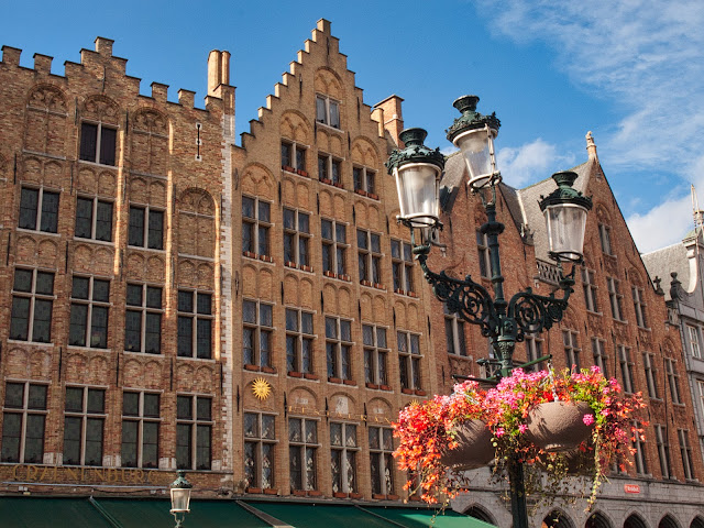 jiemve, Bruges, façade, Grand-Place