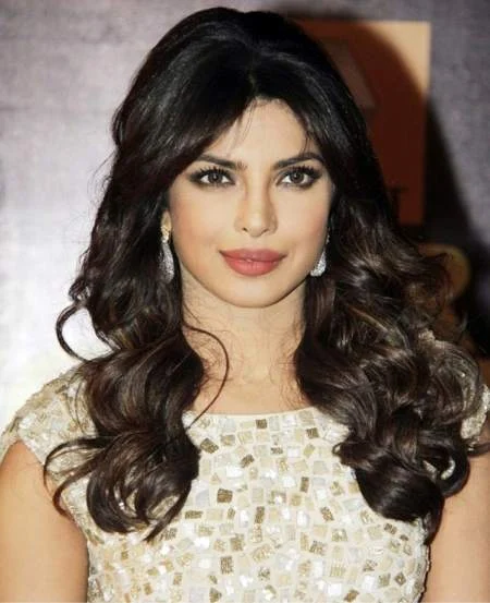 Priyanka Chopra noua stea de la Bollywood