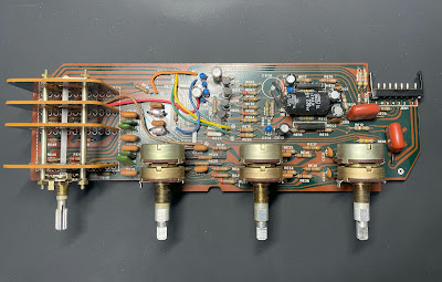 Marantz 2275_Pre and Tone Amplifier Board (PE01)_before servicing