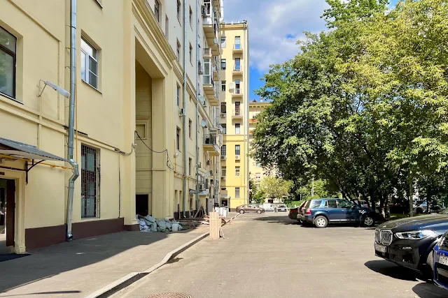 Ленинский проспект, дворы, жилой дом 1939 года постройки – Жилой дом Академии наук СССР