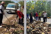  Dengan Mengusung Tema"Mak Kita Sapa Lagi"Lindawati Sekcam Madang Suku ll Ajak Warga Bersihkan Sampah Di Bahu Jalan.