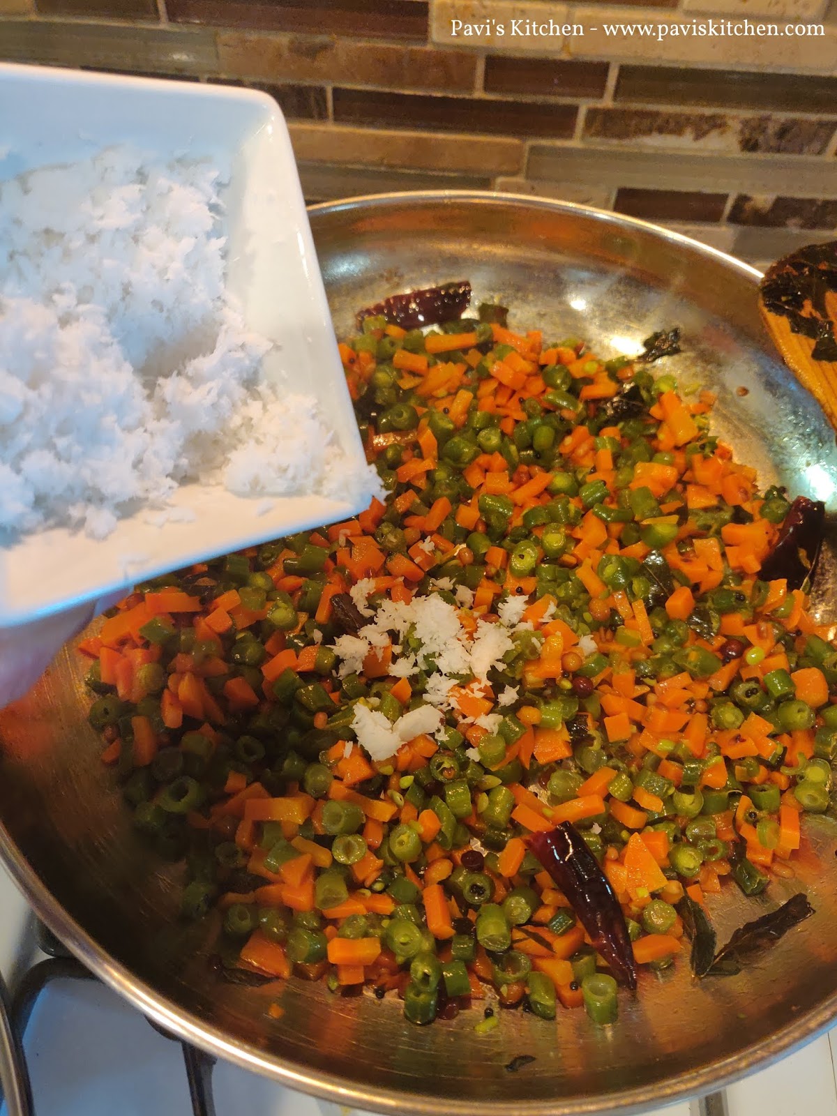 Carrot Green Beans Poriyal Recipe | Carrot Beans Thoran
