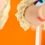 Miss Piggy Cake Pop step 20