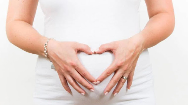 जब आप गर्भवती हों तो एक बच्चे के पालन-पोषण के लिए 5 हैक्स।