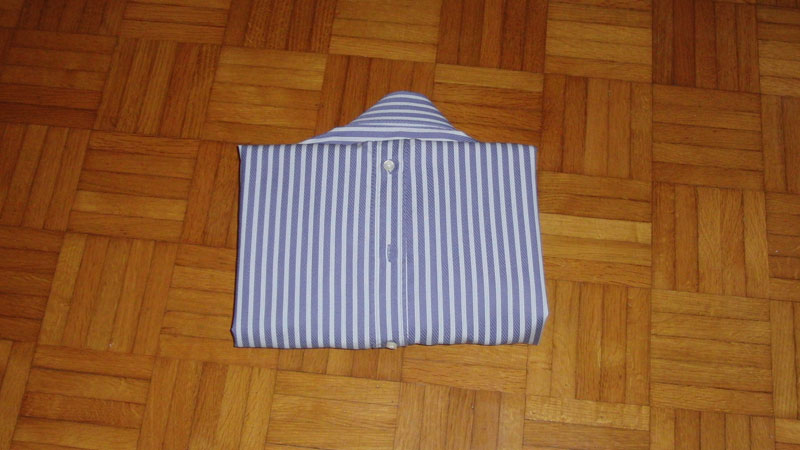 piegare camicia, valigia