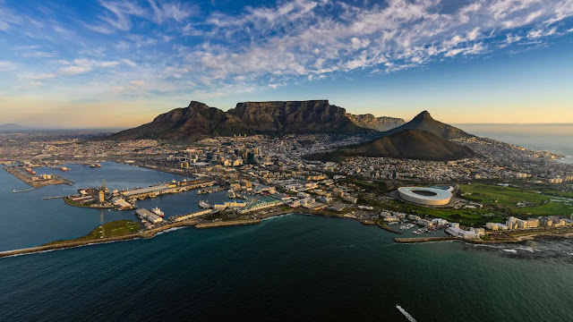 https://resources.formula-e.pulselive.com/photo-resources/2023/02/20/042dd057-7157-4069-beb8-2aa3af8b21ba/Cape-Town.jpg