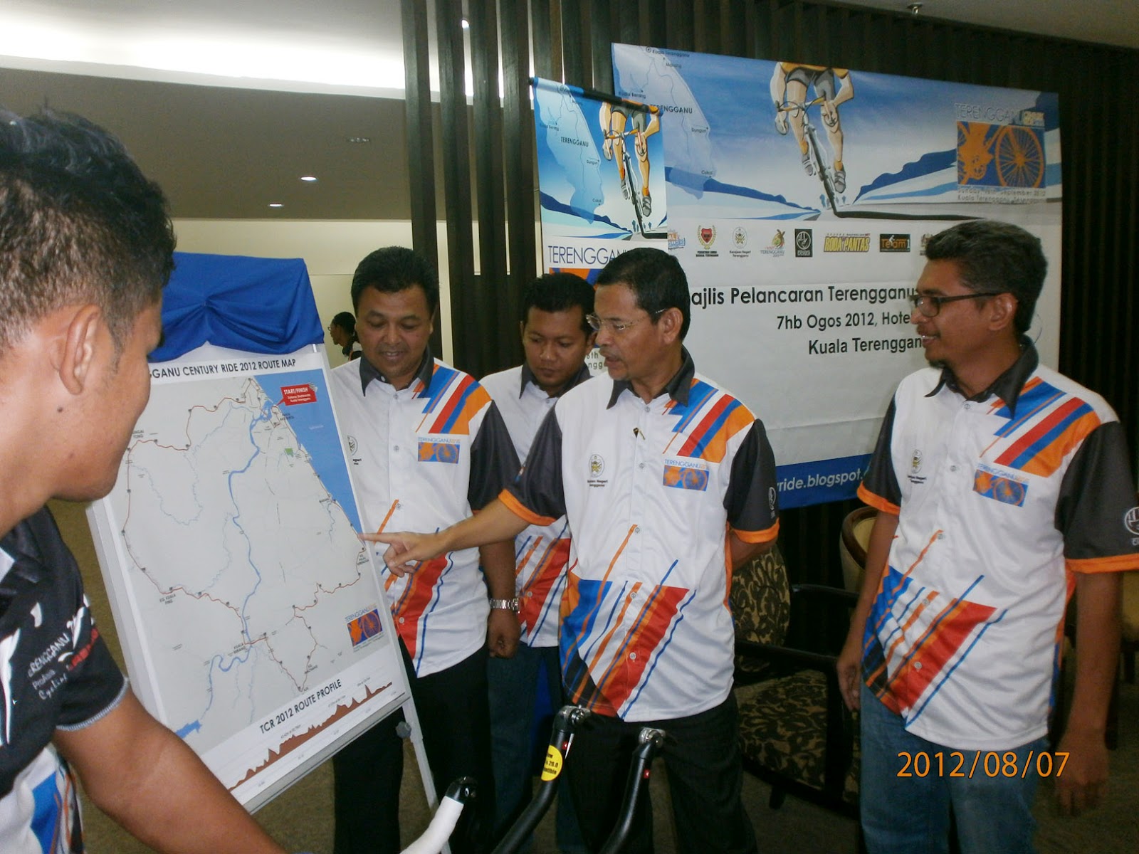 Laluan Tutup Terengganu Lumba Basikal