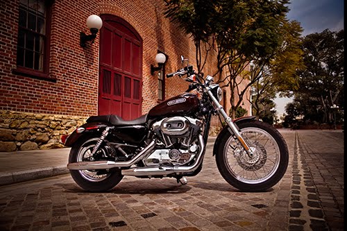 2011 Sportster 200 Low XL1200L Side View