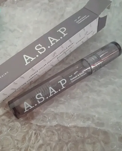 somethinc eyelash serum ingredients