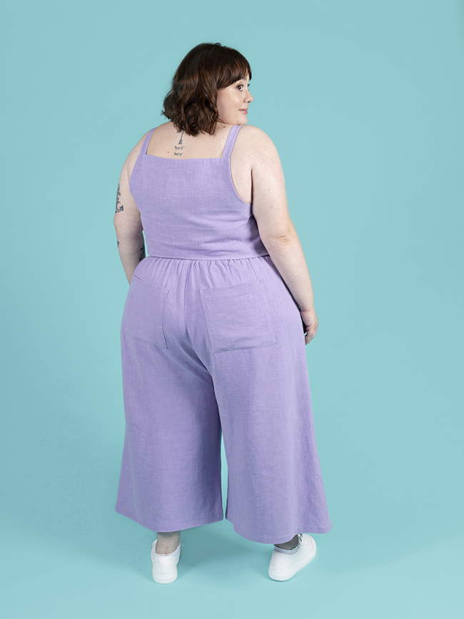 Plus size model wearing matching top and trouser co-ord in lilac linen. The set was made using the Esti co-ord sewing pattern.