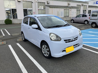 登録完了した水色の軽自動車