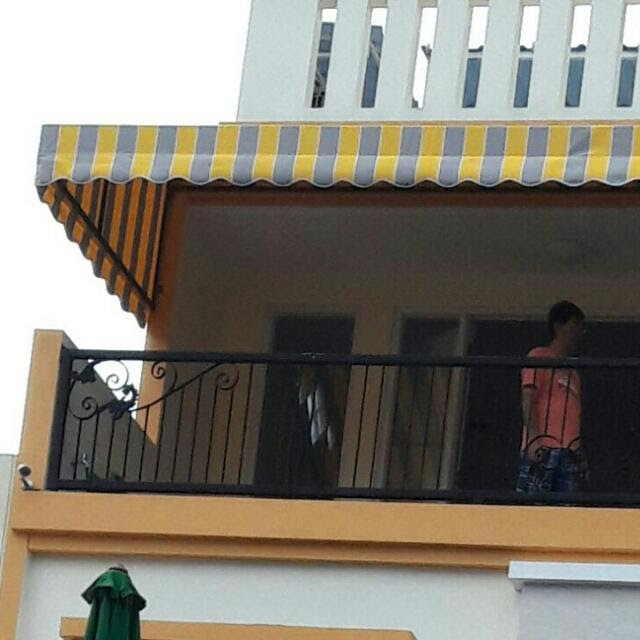 Kanopi kain sunbrella untuk rumah sederhana