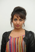 Tejaswi latest glamorous photos-thumbnail-52