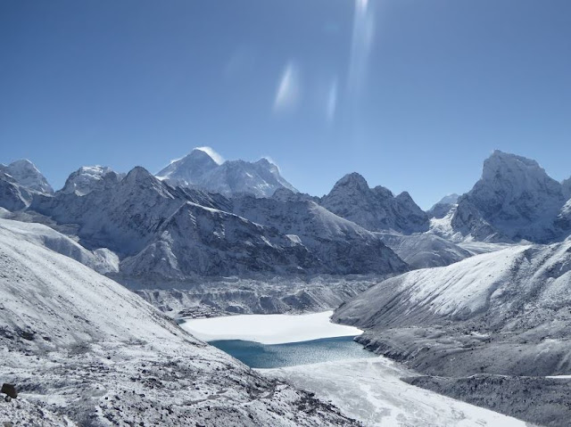 Veduta sul Gokyo Lake