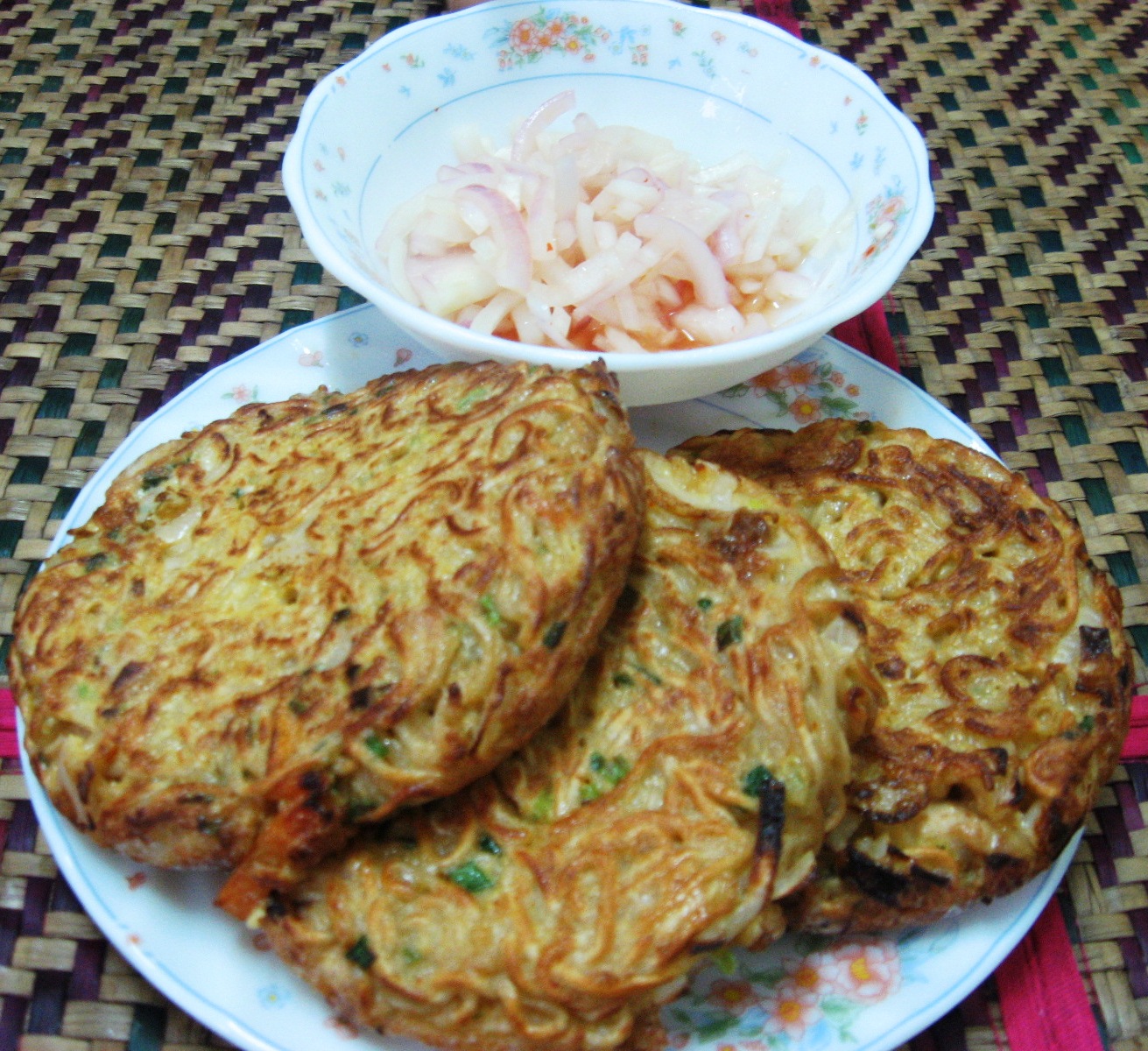 DAPUR KECIK: Murtabak Maggi