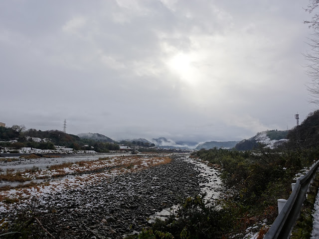 鳥取県西伯郡伯耆町金廻 日野川