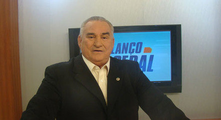 Raimundo Varela, apresentador de TV, morre aos 75 anos na Bahia