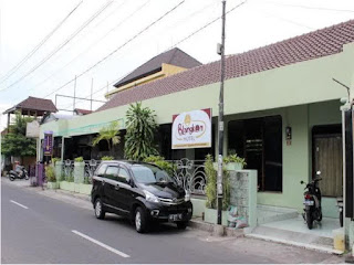 Blangkon Hotel