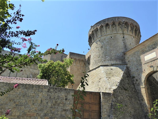 rocca vecchia della fortezza medicea di Volterra