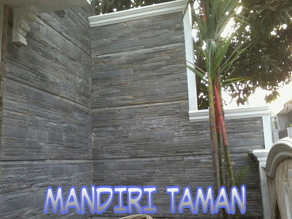 TAMAN DAN KOLAM MINIMALIS PASANGAN BATU ALAM 