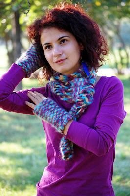 esarfa si manusi fara degete crosetate Buha, crochet scarf and wrist warmers, handmade