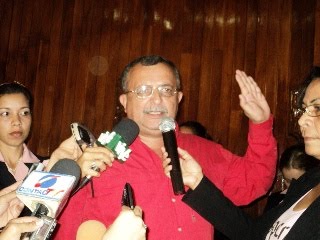 MC Noticias: Renuncia el Gobernador de Apure, Jesús 