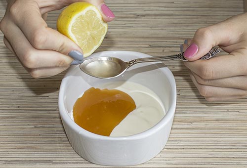 Honey, Lemon, and Yogurt Face Mask