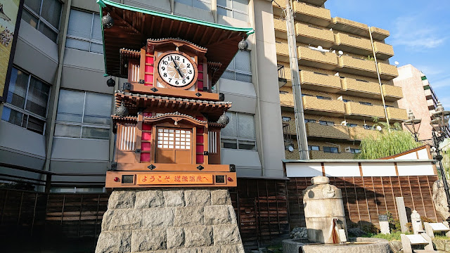 道後温泉 坊っちゃんからくり時計