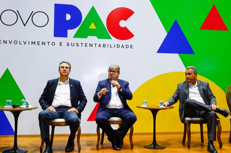   João Azevêdo e ministros lançam obras do novo PAC na Paraíba e destacam importância dos investimentos