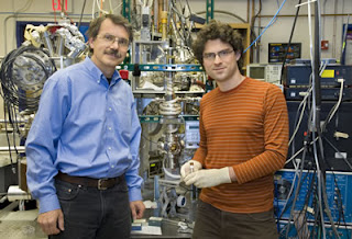 Alex Zettl (left) and his graduate student, Kenneth Jensen.