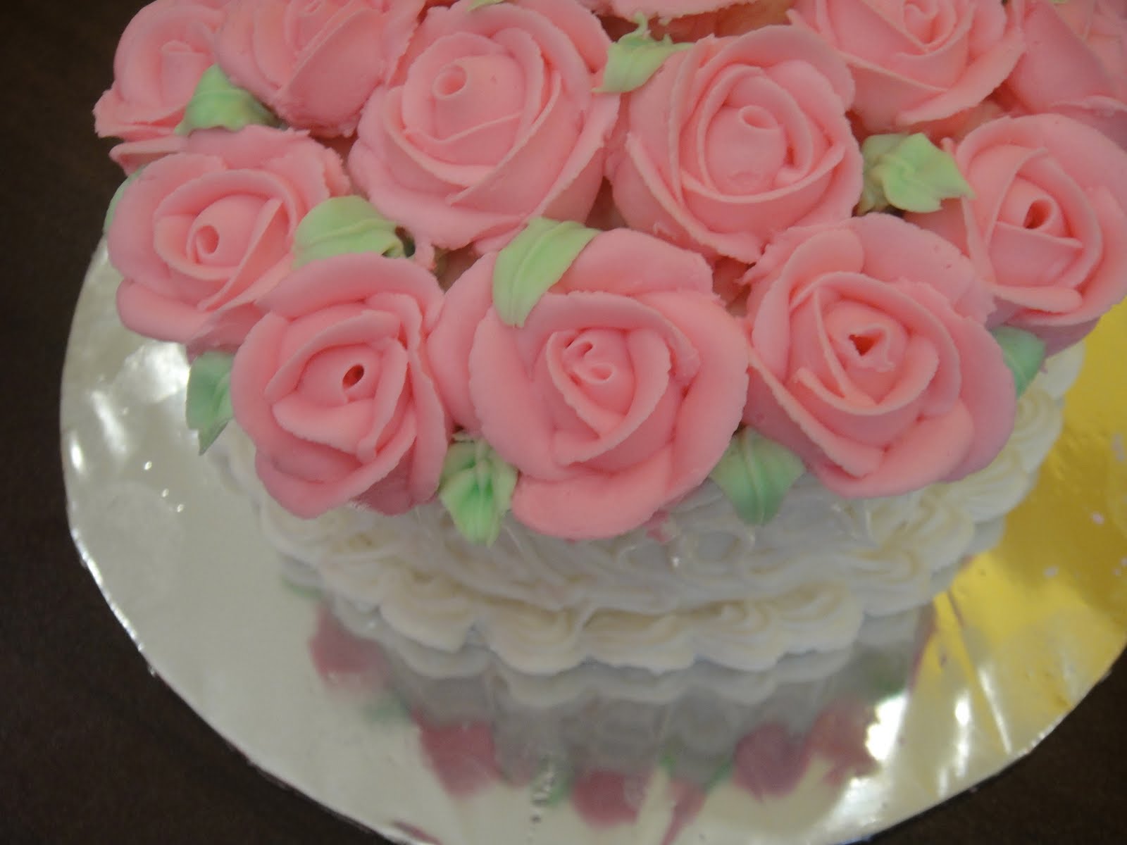 PreciousMoments Lovely Homebake Buttercream  Rose  Cake 