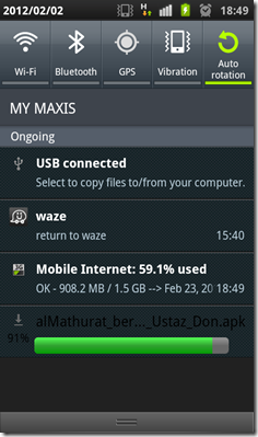muat-turun m-mathurat APK terus - sedang download - pada notification bar
