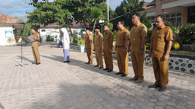 Pelaksanaan Upacara Bendera Di Halaman SMA Negeri 1 Bireuen, Senin, 29 Mei 2023