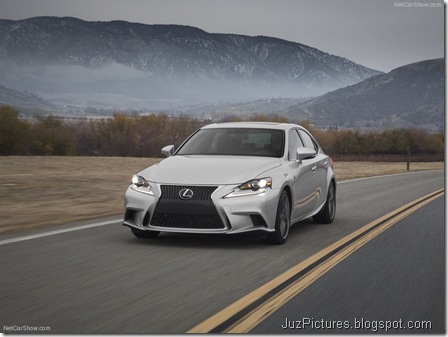 Lexus-IS_2014_800x600_wallpaper_08