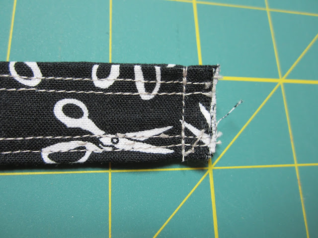 Pouch Strap Tutorial